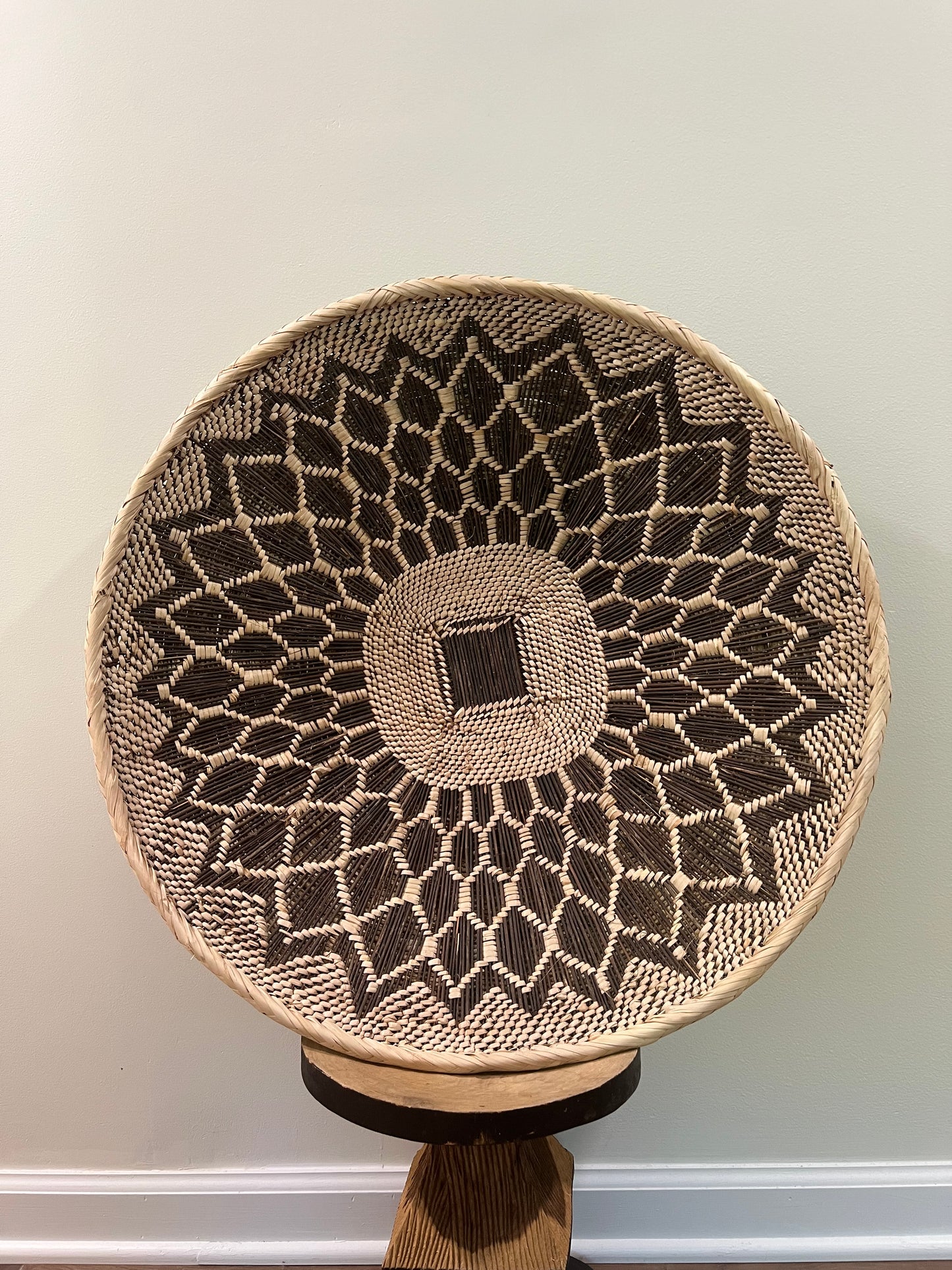 Tonga basket 24’’