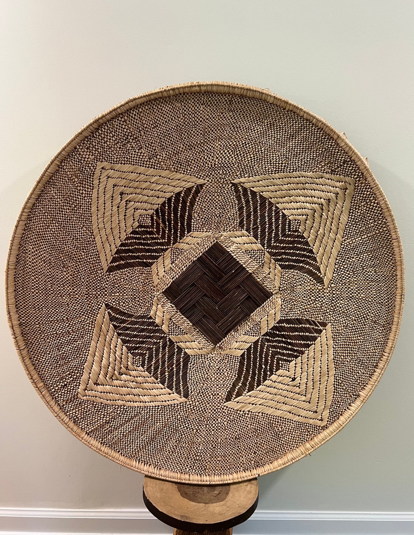 Tonga basket- XX Large 35’’